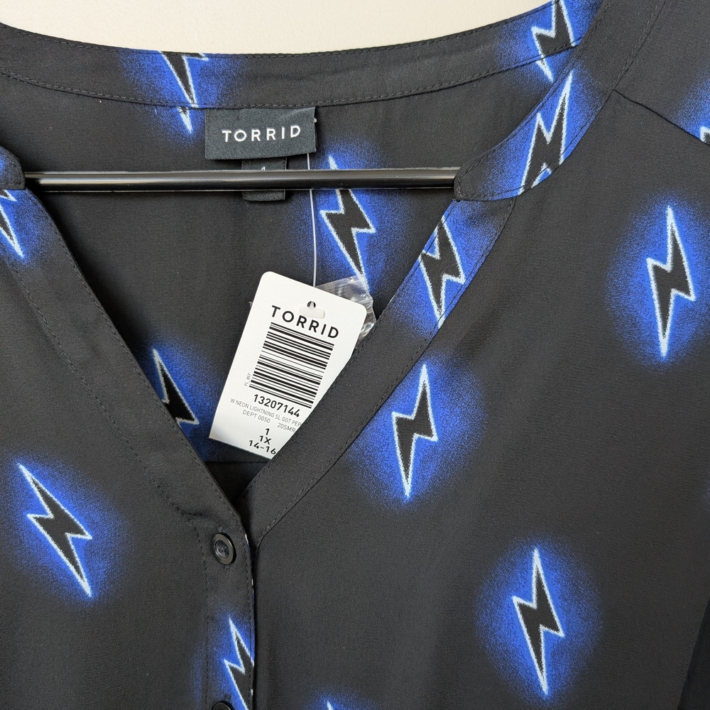 Torrid Women's Black and Blue Lightning Print Top